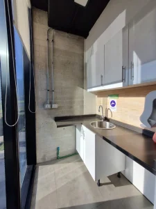d nq np 2x 770083 mlc113946089544 072026 f amoblada estaciones de trabajo 332m2 recepcion privados