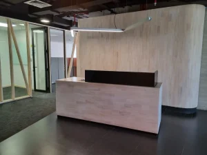 d nq np 2x 835384 mlc113945609020 072026 f amoblada estaciones de trabajo 332m2 recepcion privados
